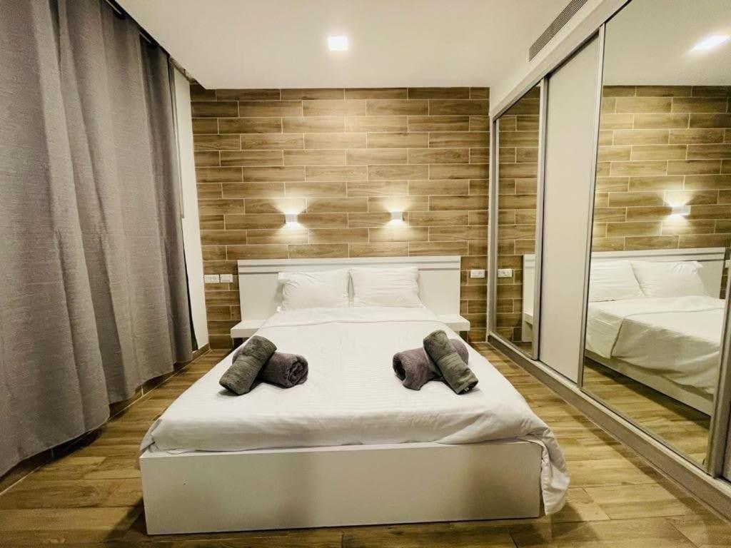Bright And Cozy Studio Suite Ейлат Екстериор снимка