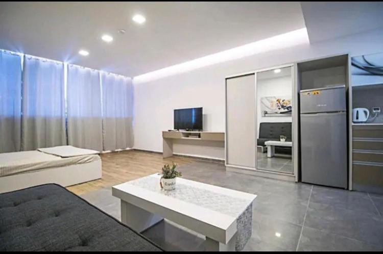 Bright And Cozy Studio Suite Ейлат Екстериор снимка